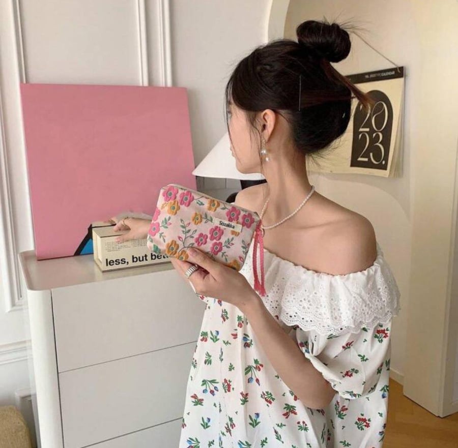 Mini makeup bag