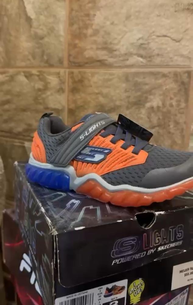 Skechers
