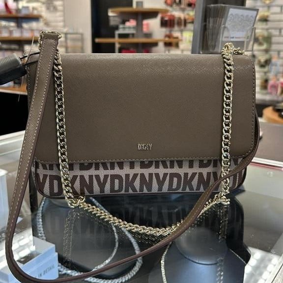 DKNY