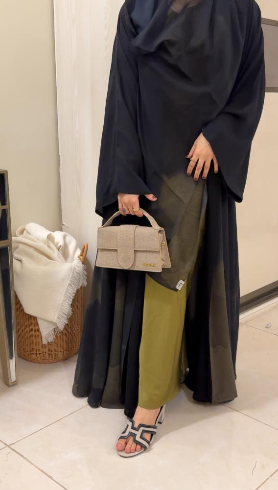 عباية موج زيتي