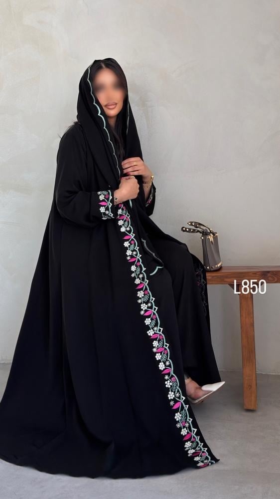 عباية كريب سبشل تطريز يدوي قصة عادية ستريت