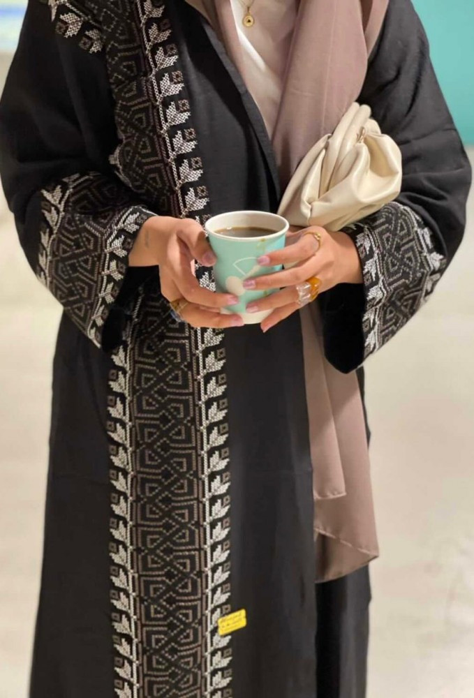 عباية كريب بلقيس تطريز كمبيوتر قصة عادي