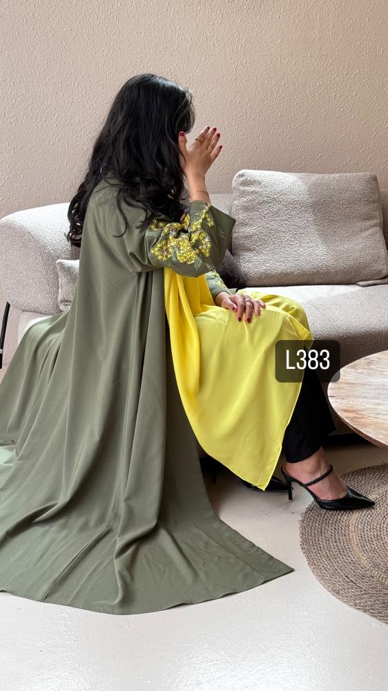 عباية كريب صيفي تطريز يدوي قصة عادية