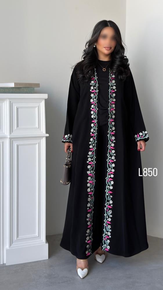 عباية كريب سبشل تطريز يدوي قصة عادية ستريت