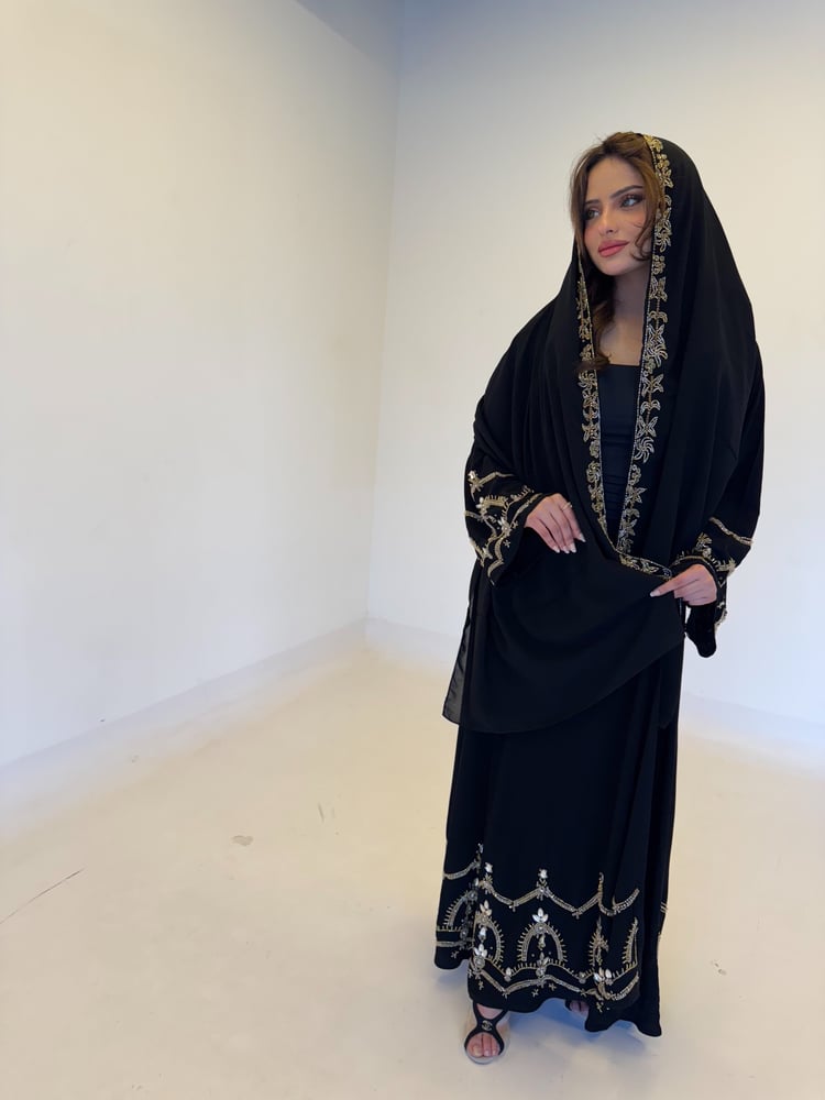 عباية ذهب