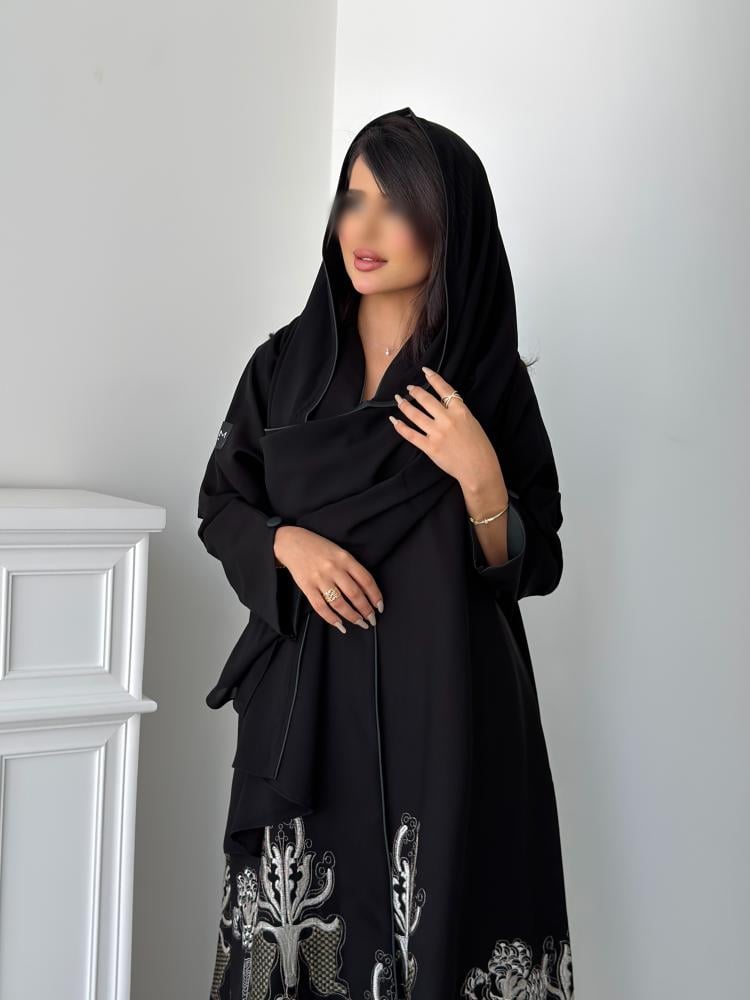 عباية كريب كتان قصة كلوش تطريز | DM852 |