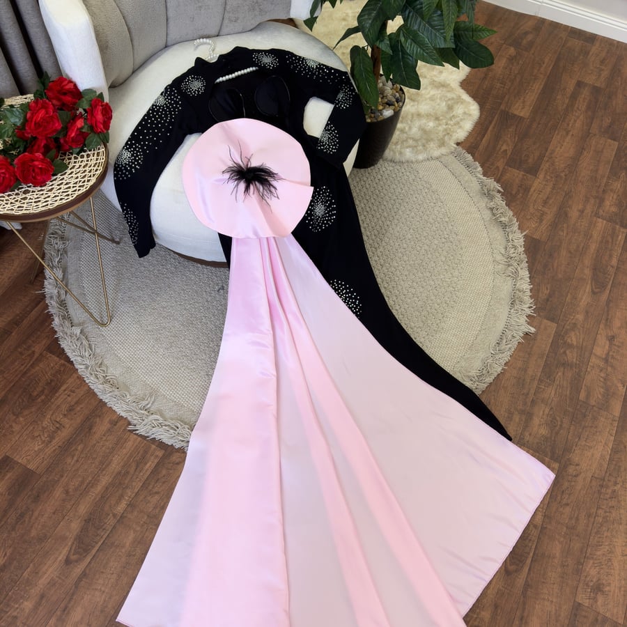 Black evening dress with a belt with a modern design – luxurious and elegant from CUTECCI