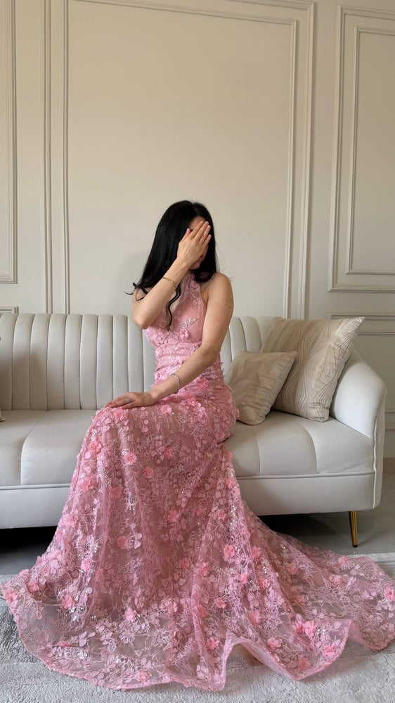 فستان سهرة بلونين جذابه