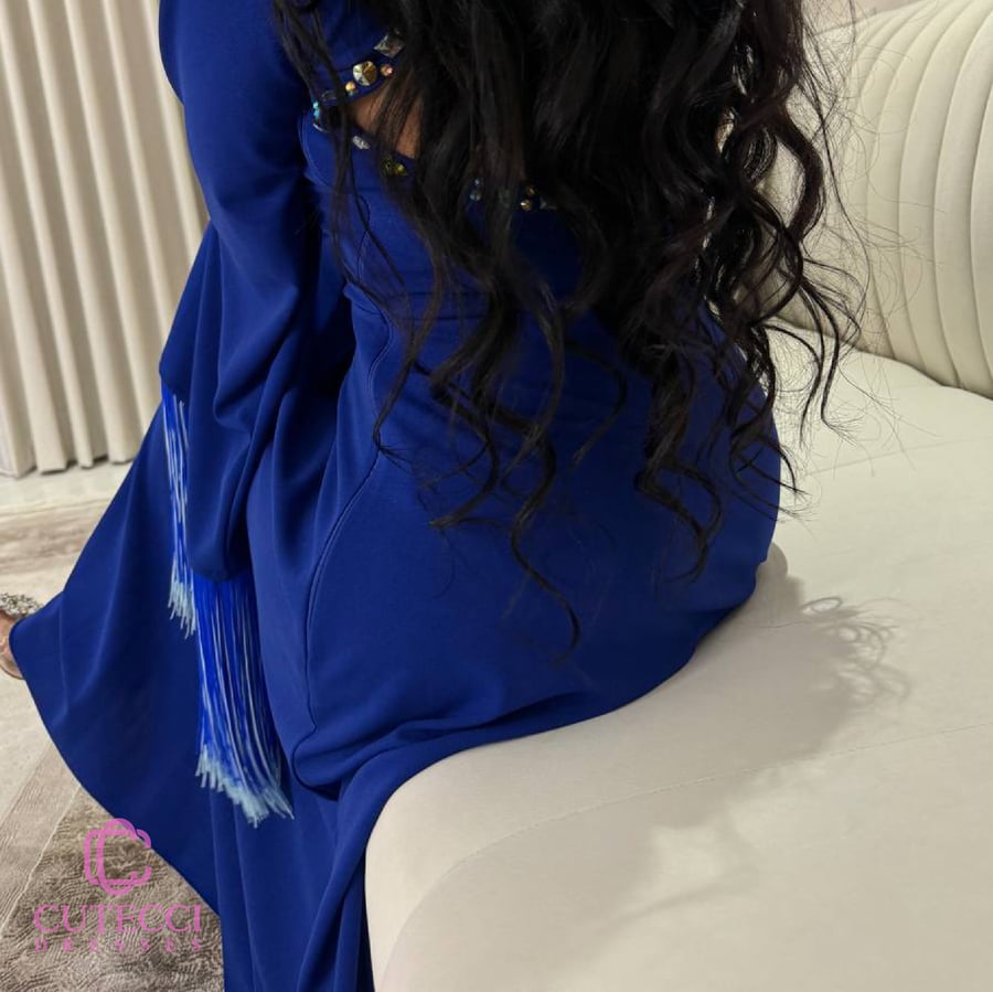 فستان سهرة نجمة الليل الهادئ باللون الأزرق بأكمام هدب أنيقة من Cutecci
