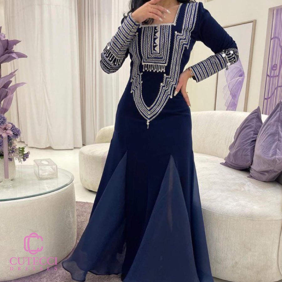 جلابيه عسيريه مطرزة يوم التأسيس تراثية فخمة