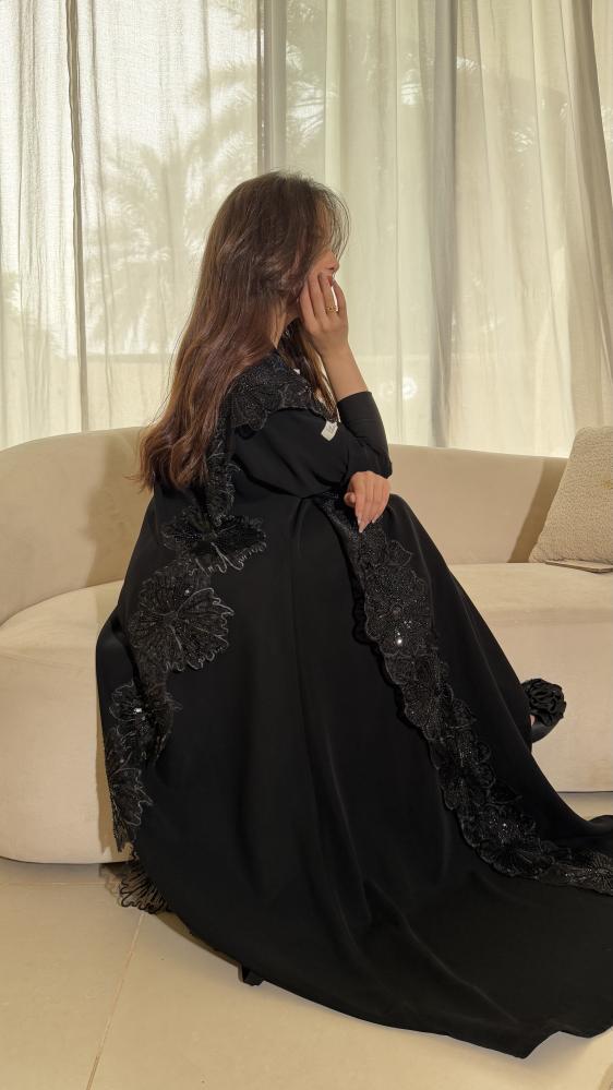 عباية ورد