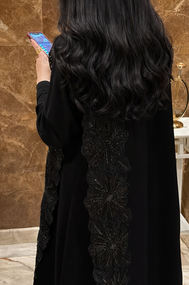 عباية ورد