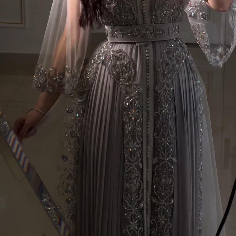 قفطان شك رمادي