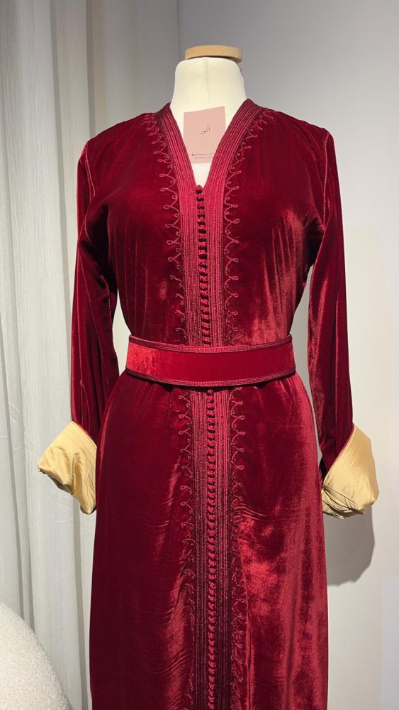 Red and beige velvet kaftan
