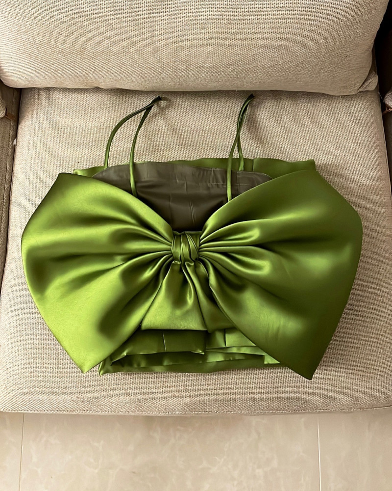 Add a bow