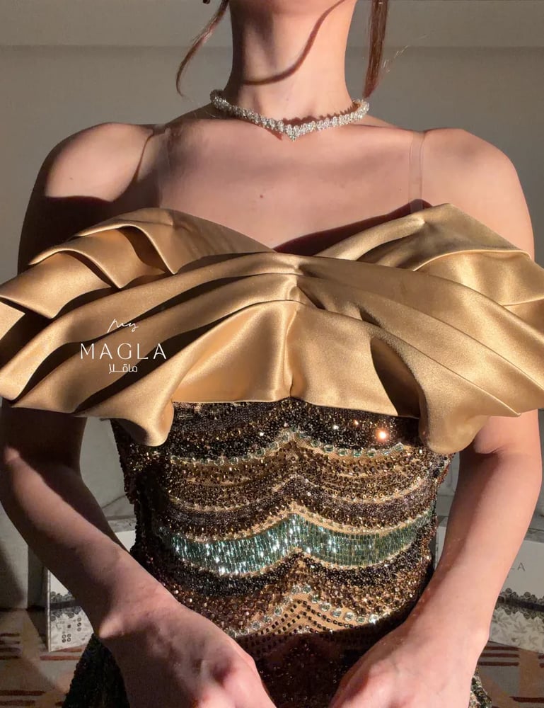 فستان كلارا