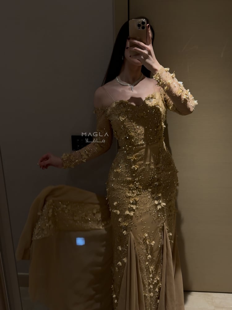 فستان ليانيس