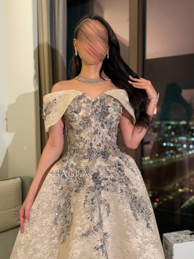 فستان لارسا