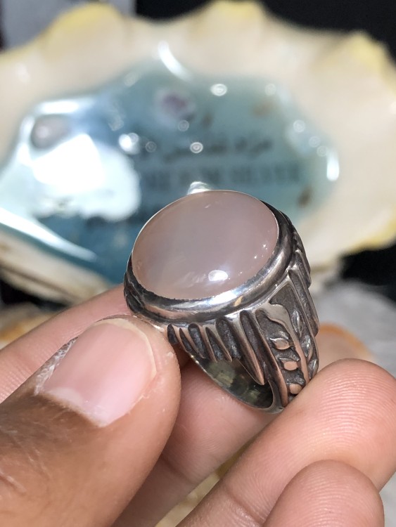 خاتم فضه بحجر العقيق اليماني صياغه ورشه عرفان. البحرين