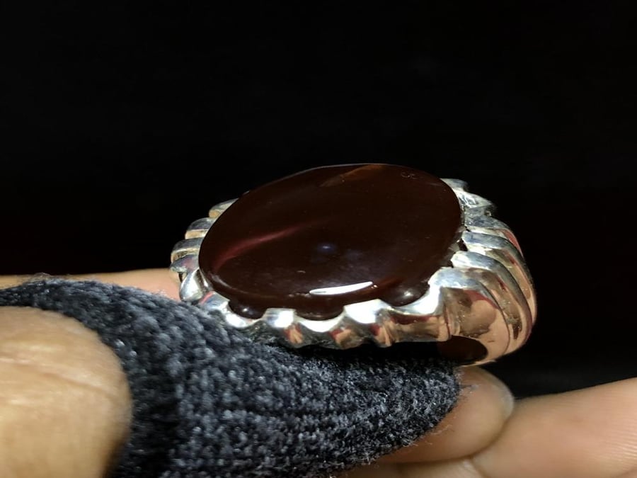 خاتم فضه بحجر العقيق اليماني الكرزي صياغة اسطنبولي الرفا عي