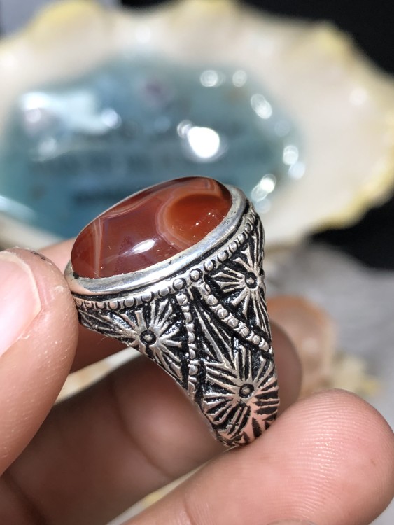خاتم فضه بحجر العقيق اليماني صياغه ورشة زلفي