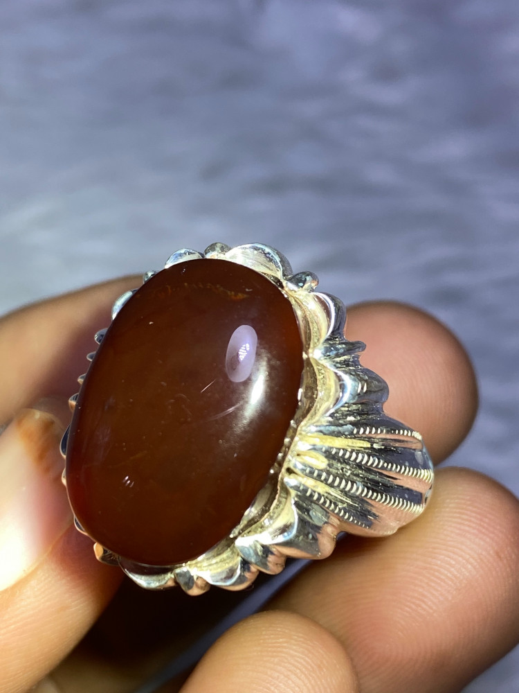 خاتم فضه بحجر العقيق اليماني صياغه بحرينيه (عقيل)