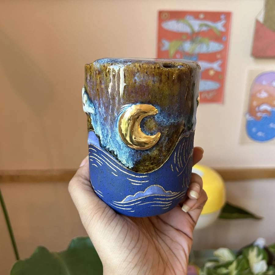 Wave tumbler