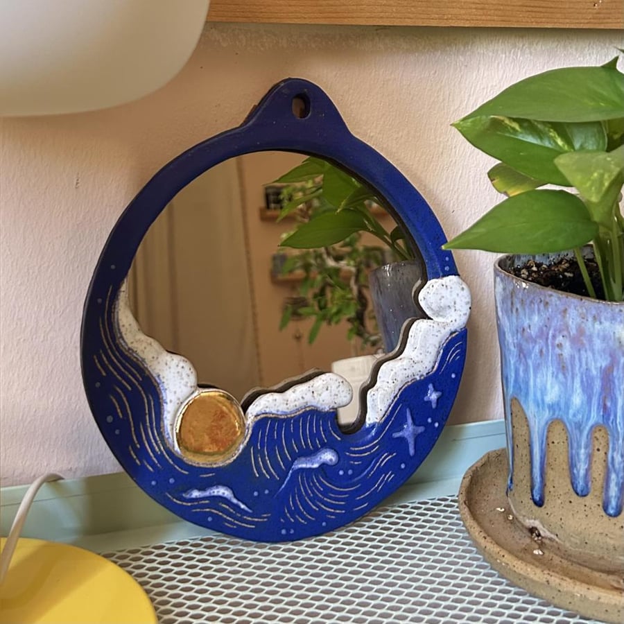 The wave mirror