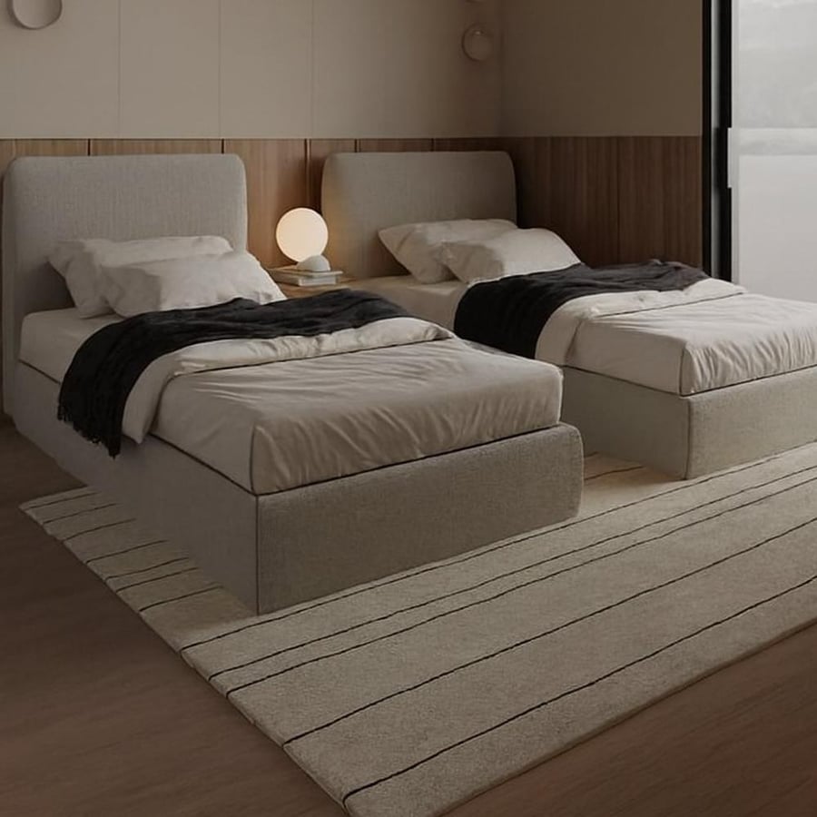 طقم اسرة اطفال بتصميم مميز و فخم و لون بيج رائع