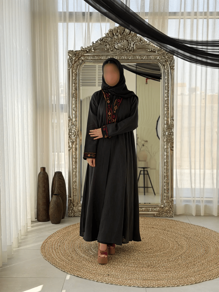 عباية  حرير مغسول تدخيلة من الخلف