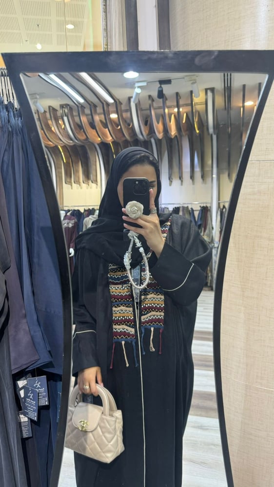 عبايات شك وتطريز