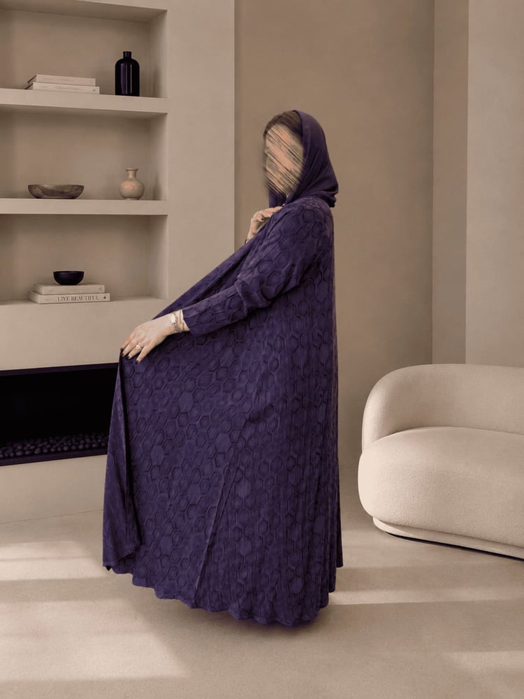 عباية لوزان حرير كلوش
