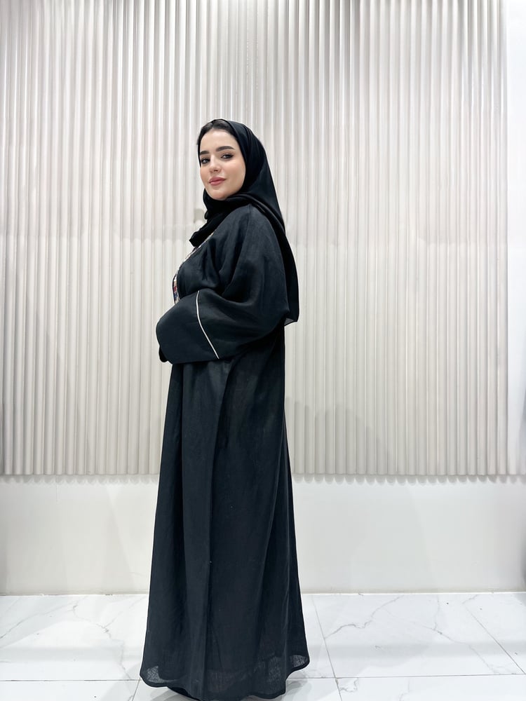 عبايات شك وتطريز