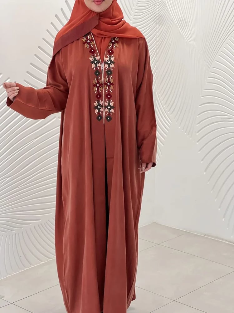 عباية حرير تطريز