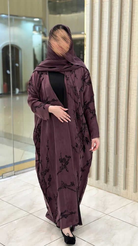 عباية وسن حرير تركي جاكار مشجر