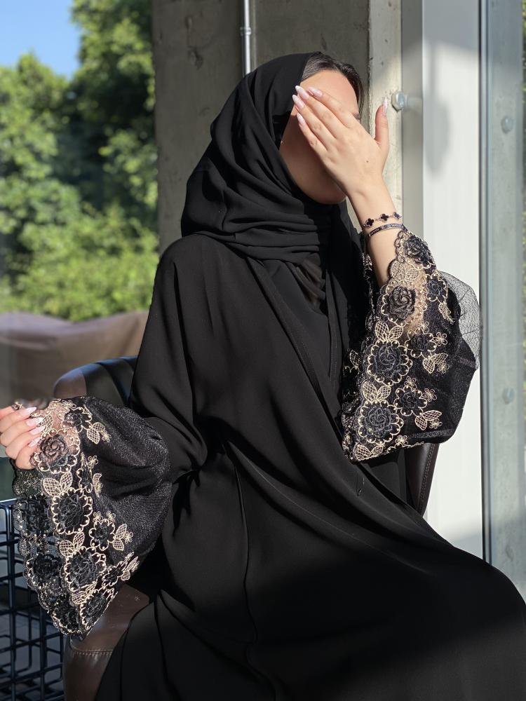 عباية نجلاء
