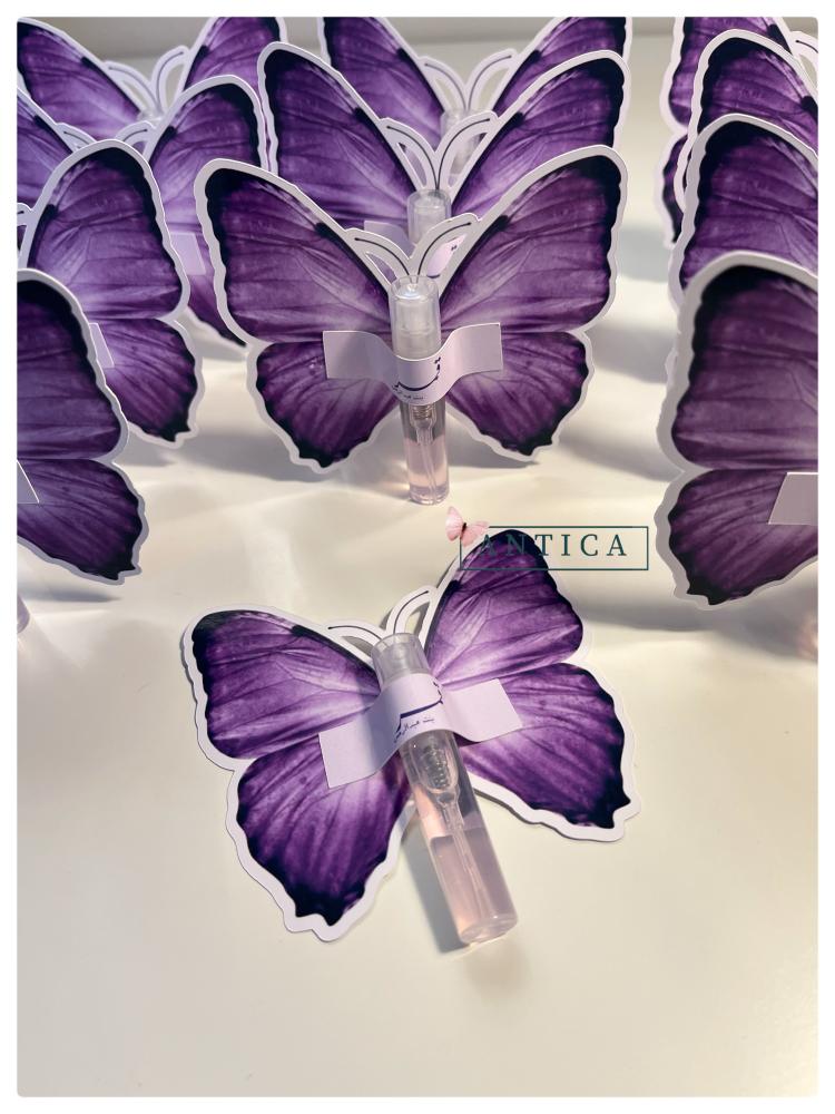 تولت عطر معبئه مع ثيم