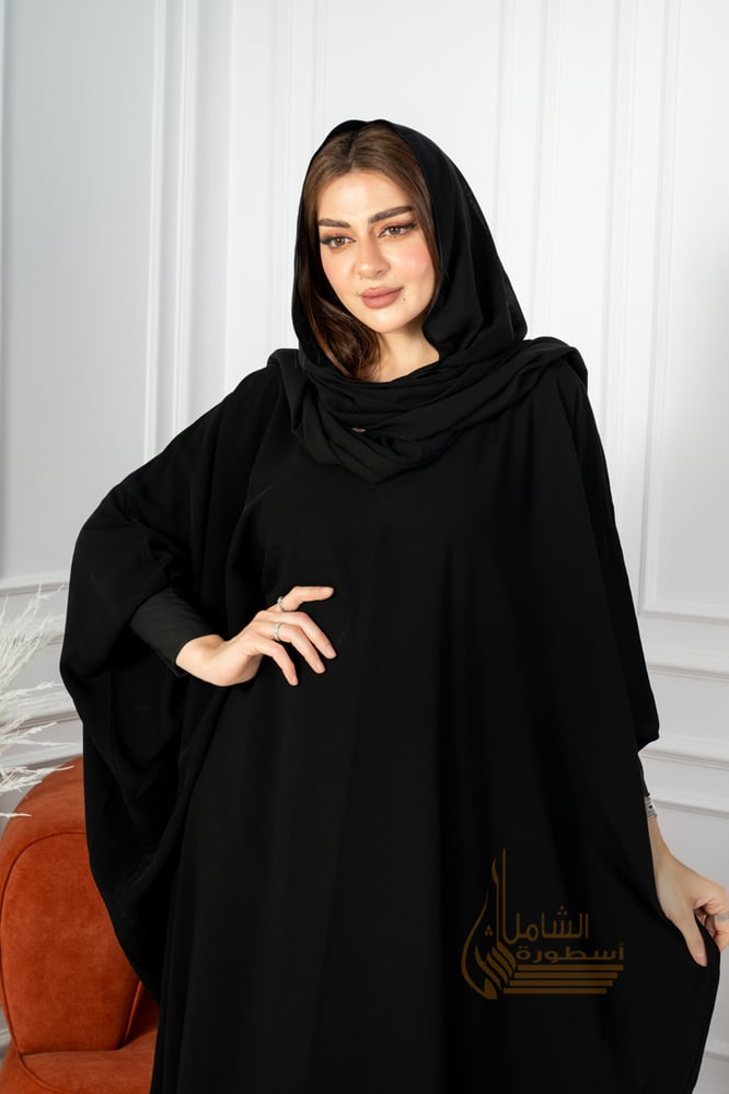 عبايه بشت كلوش راقيه مع كم مطاط