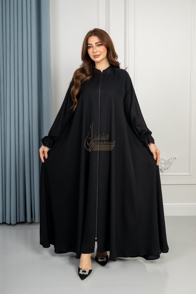 عباية افنان  كلوش سحاب  ساده بمسكة على الكم راقيه