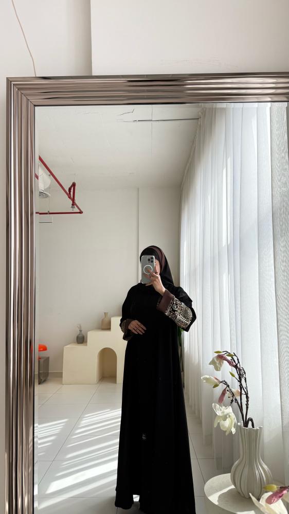 Kadi Abaya | 2025