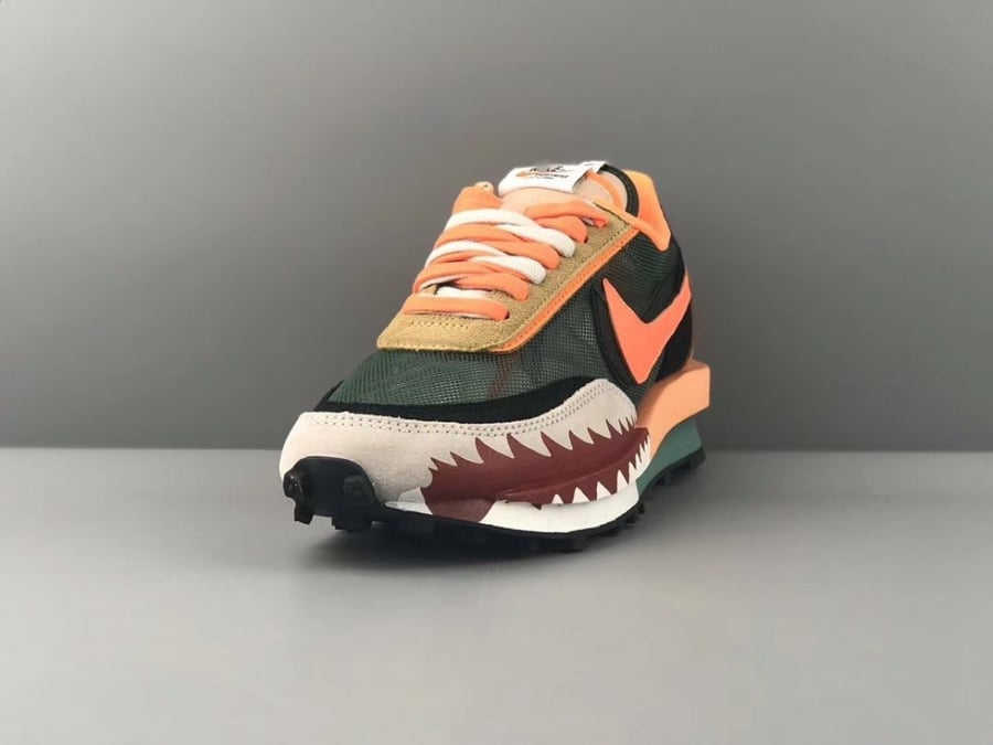 Nike LDV Waffle Daybreak x Sacai "Warhawk"