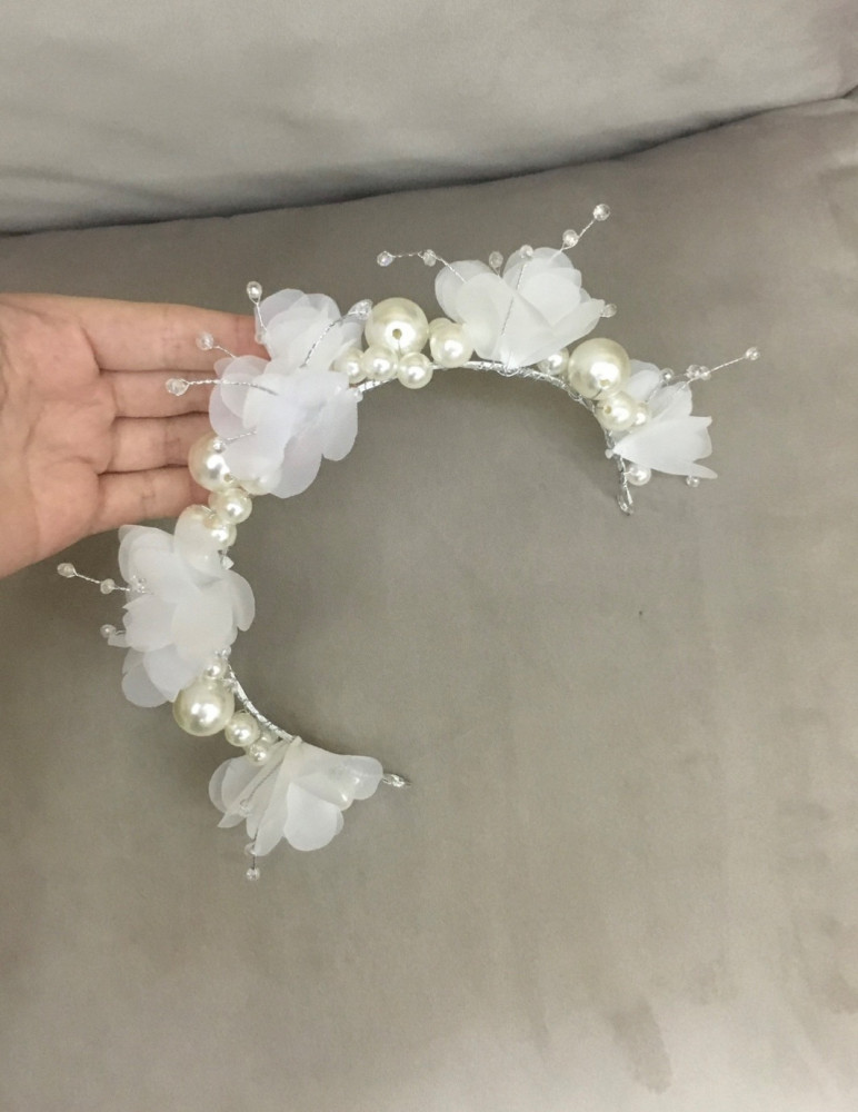 طوق ورد مميز