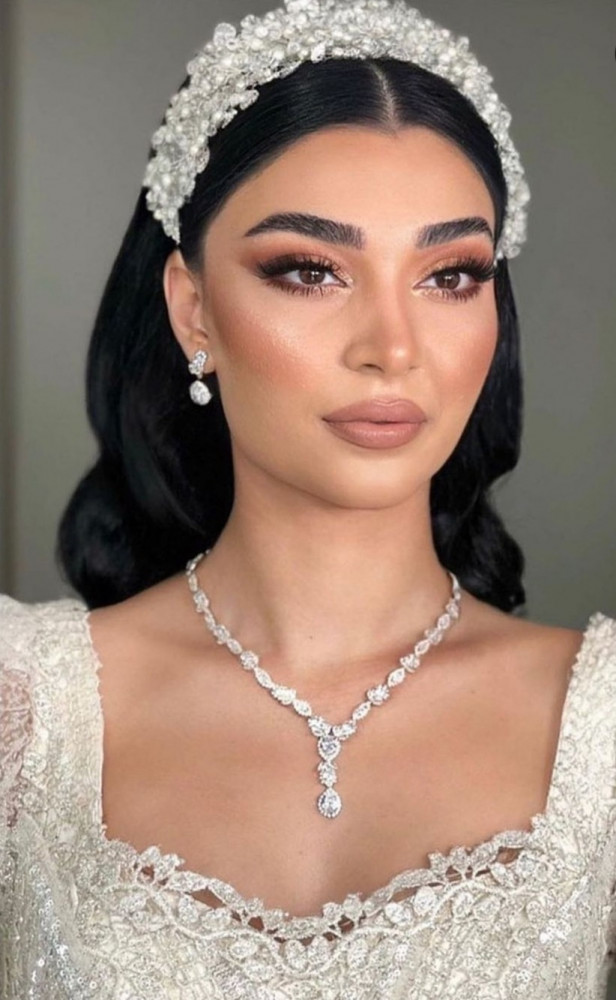 هيدبيس عروسه