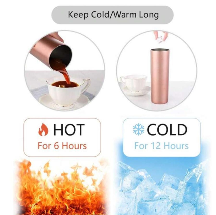 كوب ماء أزرق بغطاء وماصة