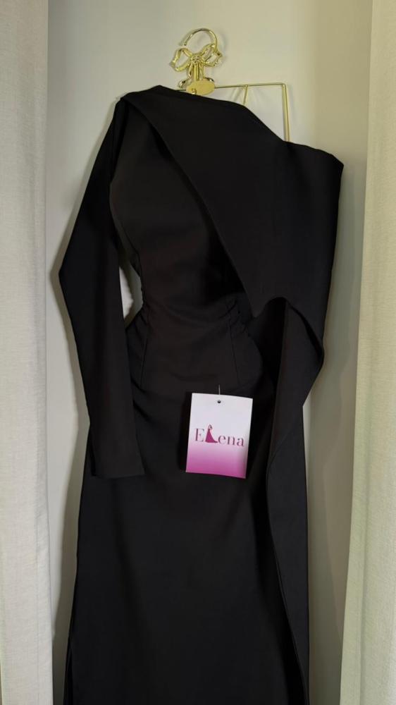 E258 dress