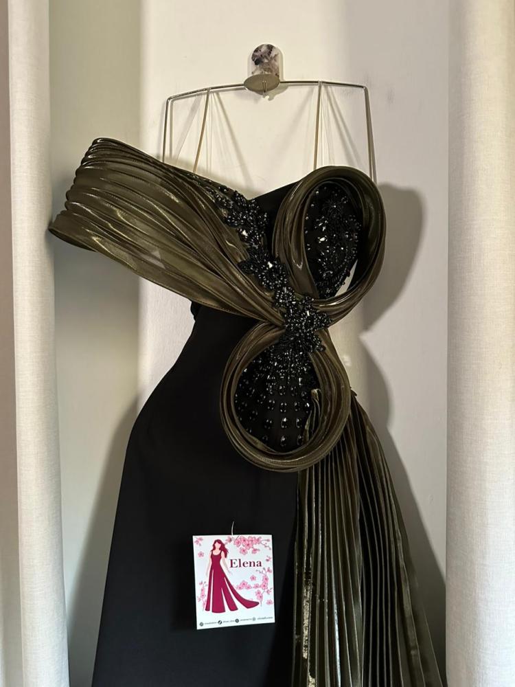 E231 dress