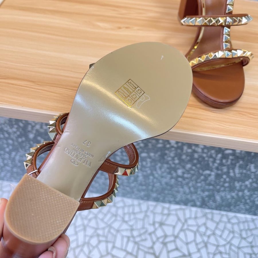 Valentino heel