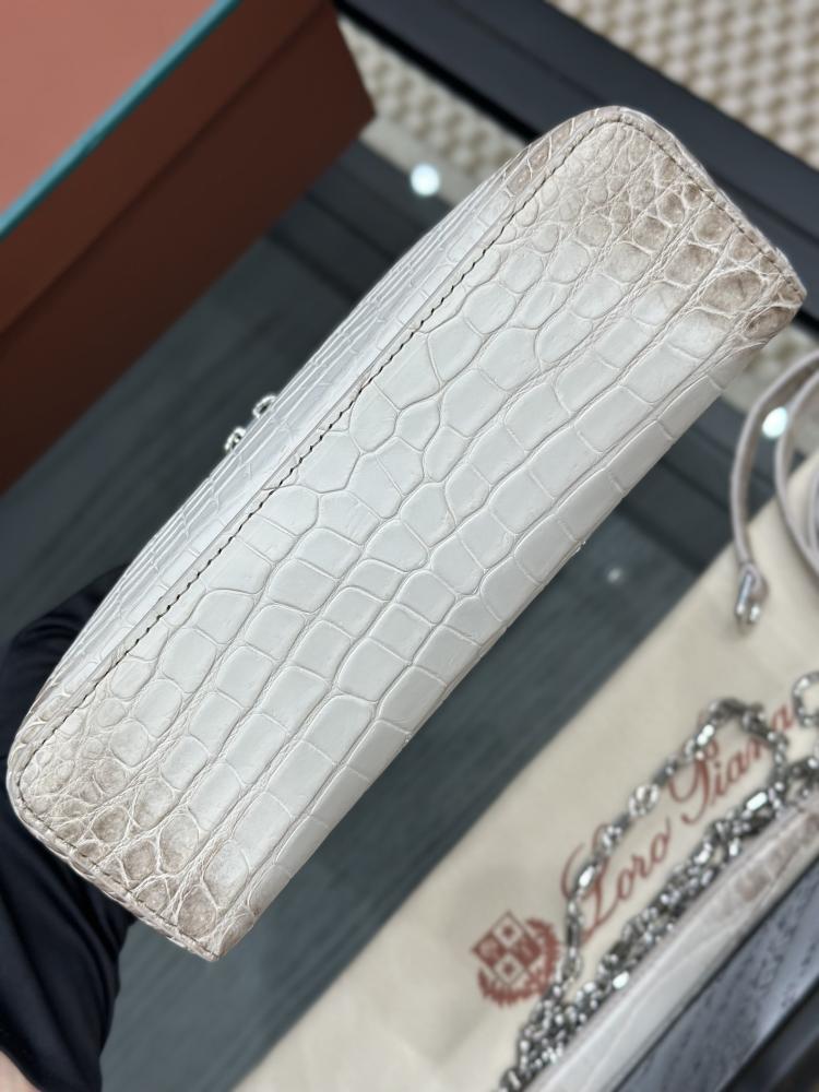 حقيبة-لوروبينا