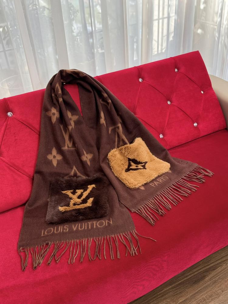 سكارف-لويس فيتون