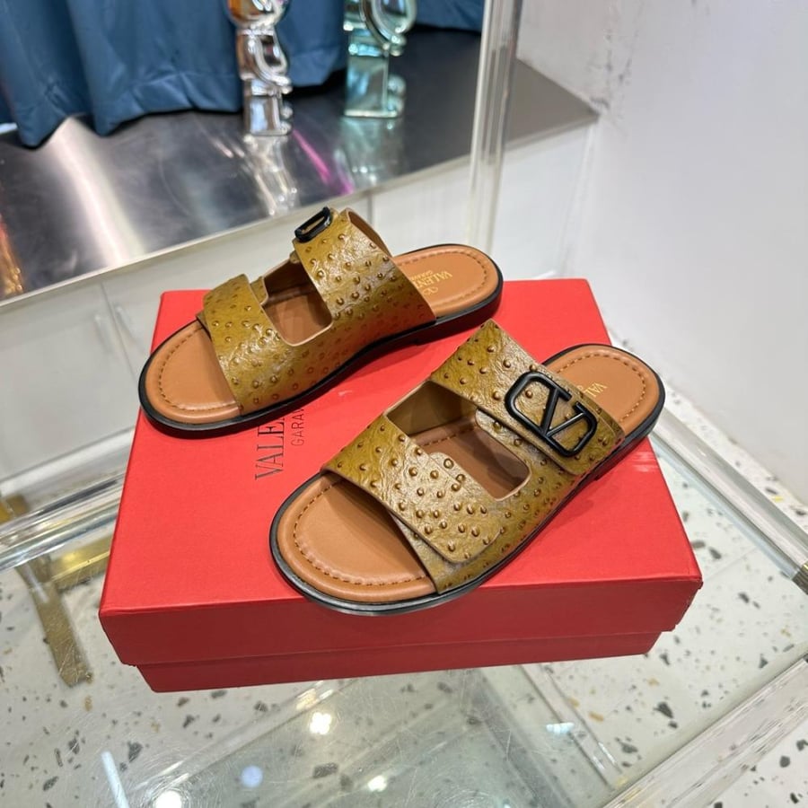 VALENTINO